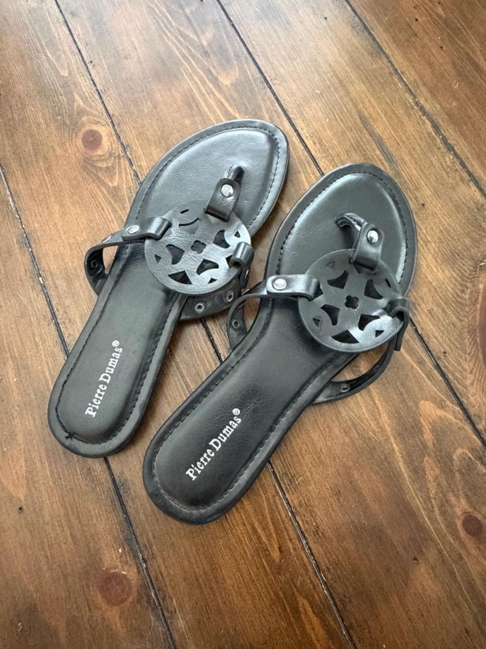 Pierre Dumas Black Cutout Medallion Toe-Post Sandals